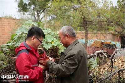 送体育器材下乡：助力农村脱贫致富，捐赠体育器材讲话稿